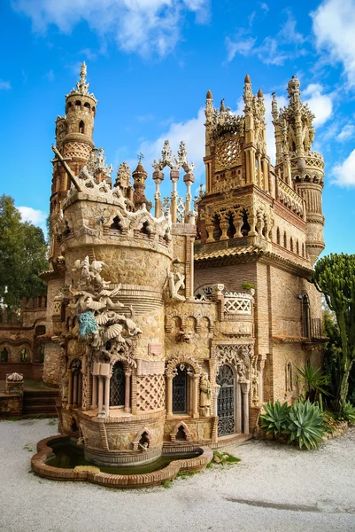 Château de pierre insolite en Andalousie — Photo