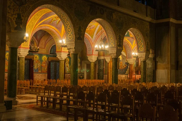 Innenraum der Kathedrale in Patras — Stockfoto