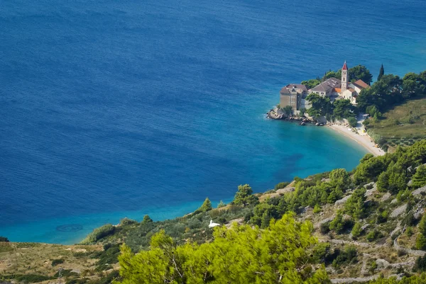 Schilderachtige kust van Brac eiland — Stockfoto