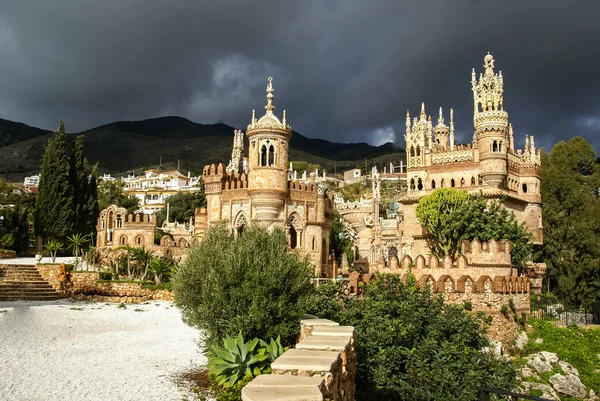 Neobvyklé kamenný hrad v Andalusii — Stock fotografie