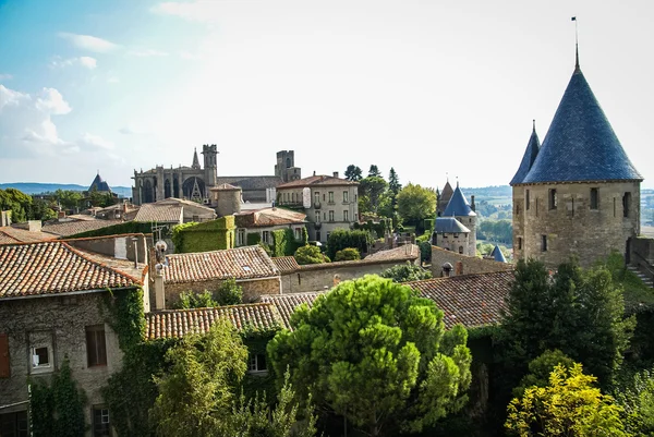 Utsikt over gamle befestede Carcassonne by – stockfoto