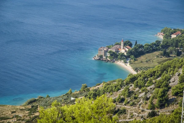 Schilderachtige kust van Brac eiland — Stockfoto