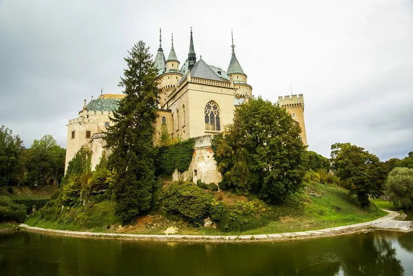 Původní středověký hrad v Bojnicích — Stock fotografie