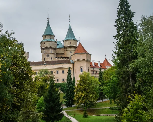 Původní středověký hrad v Bojnicích — Stock fotografie