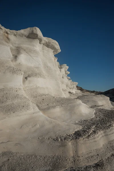 Beautiful moonscape beach Sarakiniko — Stock Photo, Image