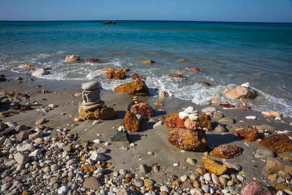 Pintoresca playa de firiplaka — Foto de Stock