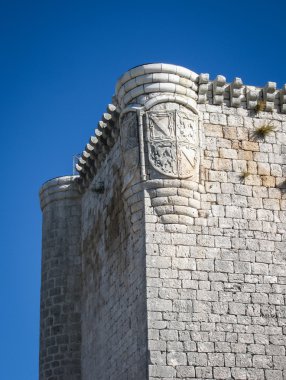Iscar adlı bir kale kalıntıları