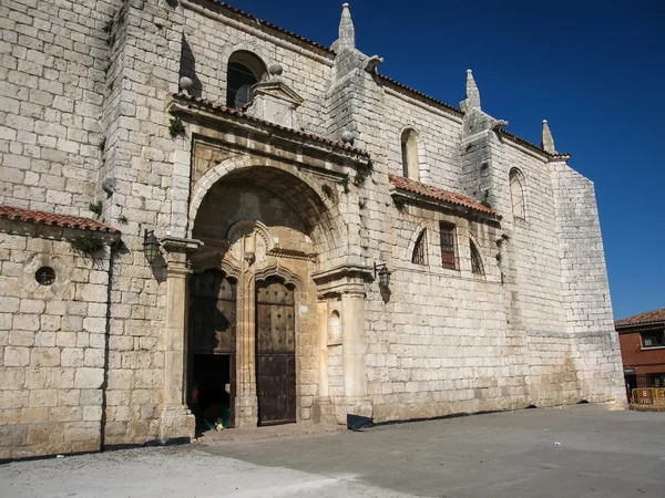 Původní středověký hrad ve městě Simancas — Stock fotografie