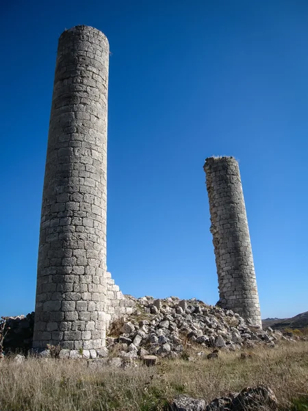 Ruïnes van een kasteel in Canillas de Escueva — Stockfoto