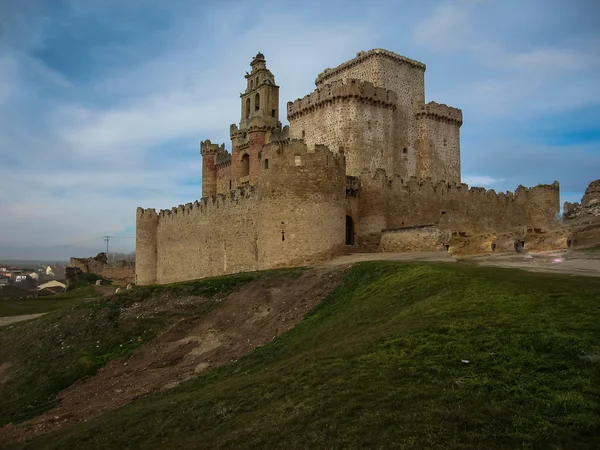 Старого середньовічного замку Turegano — стокове фото