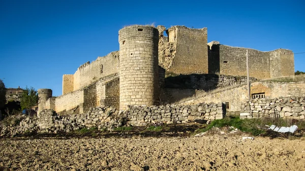 Gamla medeltidsborgen Tijeros del Valle — Stockfoto