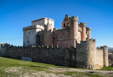 Eski ortaçağ Turegano Kalesi