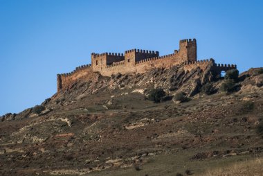Castle RIBA de Santiuste adlı