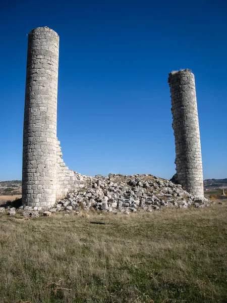 Ruiny zamku w Canillas de Escueva — Zdjęcie stockowe