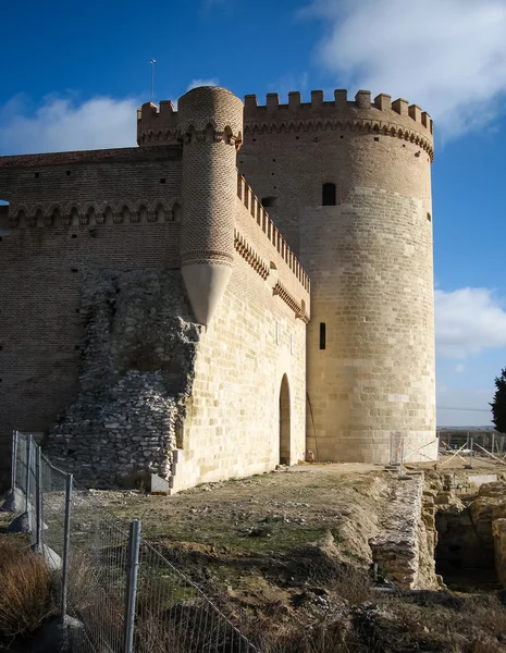 Antiguo castillo medieval en Arrevalo —  Fotos de Stock