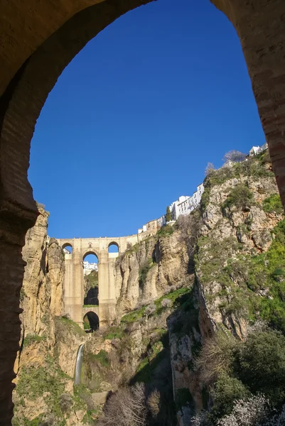 Ronda ciudad sobre la roca en Andalucía — Foto de Stock