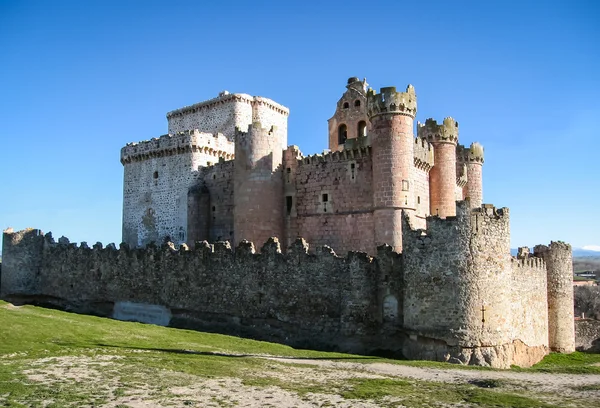 Antiguo castillo medieval de Turegano — Foto de Stock