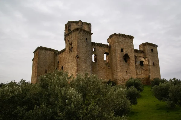 Alte mittelalterliche Belalcasar-Burg — Stockfoto