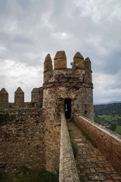 Замок в Burqillos-дель-Serro — стокове фото