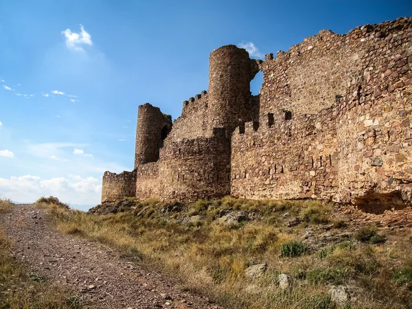 Руины замка Альмонасид-де-Толедо — стоковое фото