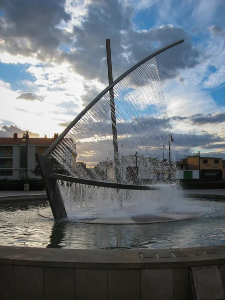 噴水 - Valencia 日の出の帆船 — ストック写真