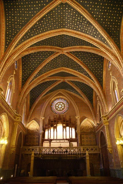 Antigua iglesia majestuosa en Teruel — Foto de Stock