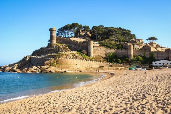 Château à Tossa de Mar sur la plage — Photo