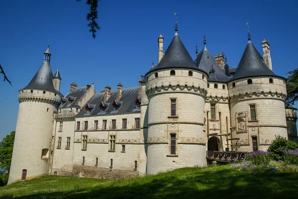 Gamla medeltida slott — Stockfoto