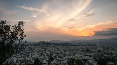 Mount Lycabettus Atina'dan panoramik manzaralı