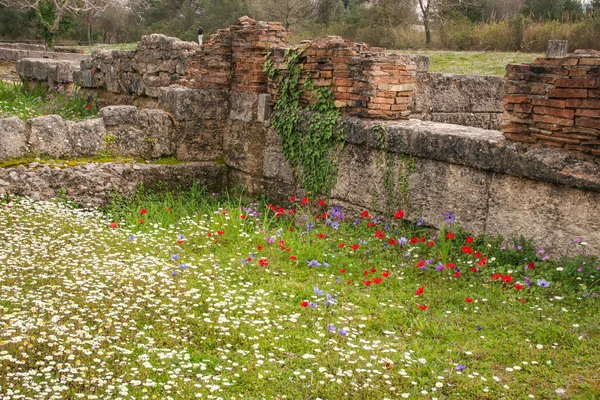 Antike griechische Ruinen — Stockfoto