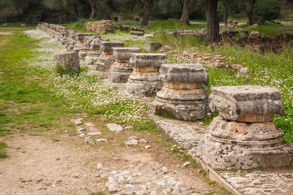 Antike griechische Ruinen der antiken Olimpia — Stockfoto