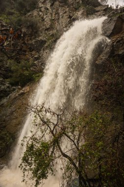 Loutra Edipsou şelaleler