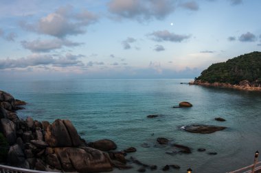 Günbatımı ve gündoğumu Cristal koyunda
