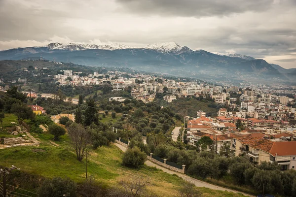 Αστικό τοπίο στις Πάτρα, Πελοπόννησος, Ελλάδα — Φωτογραφία Αρχείου