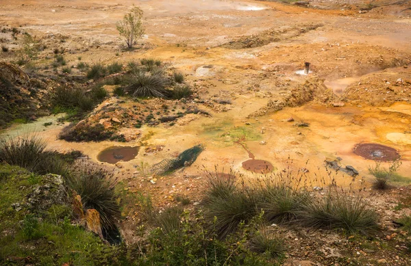 Fontes termais na praia em Loutra Edipsou — Fotografia de Stock