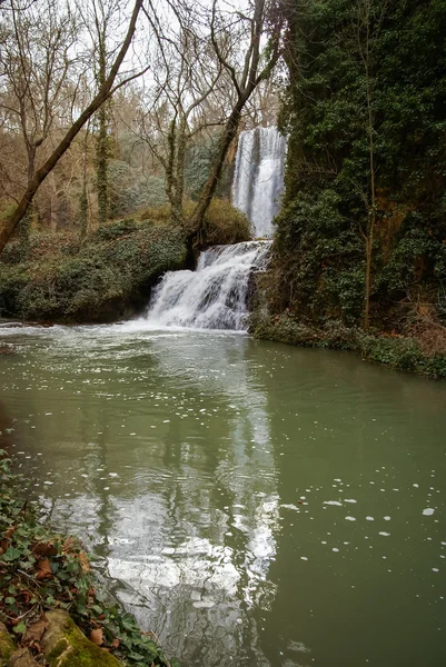 Cascades à Monasterio de Piedra — Photo