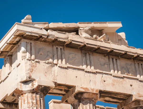 Ruïnes van de oude Akropolis in Athene — Stockfoto