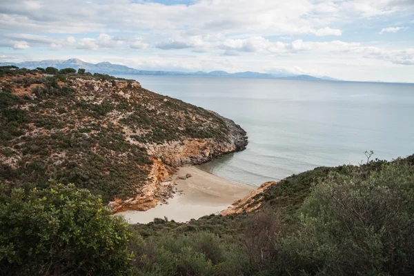 Bahar yatay, deniz ve sandy beach — Stok fotoğraf