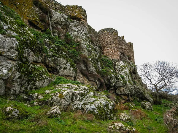 Ruiny zamku w Salvatiera de los Barros — Zdjęcie stockowe