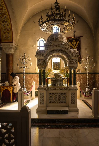 Interior of Cathedral in Patras — Stock Photo, Image