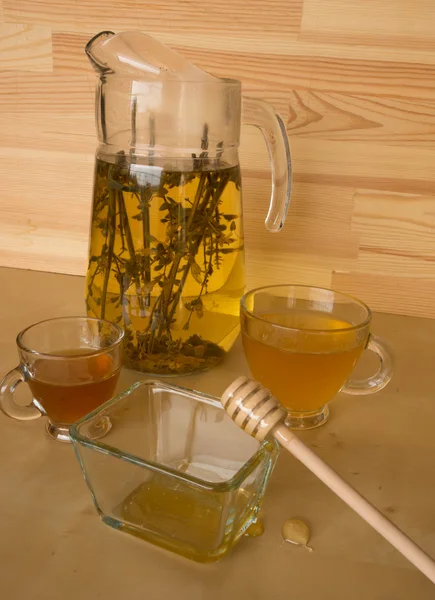 Kruiden thee met honing — Stockfoto