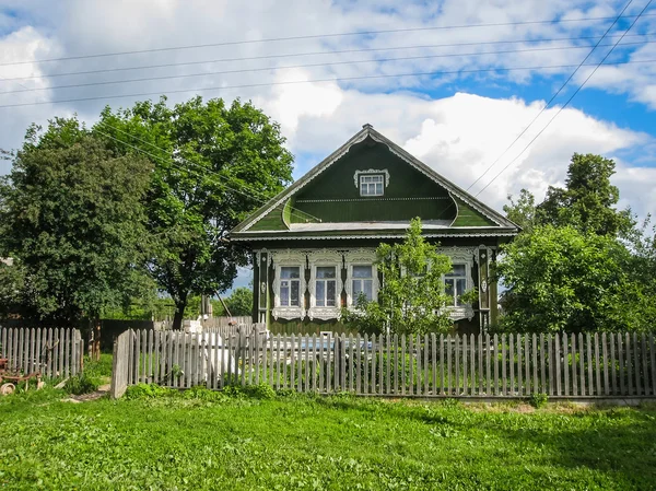 Köy evi ile manzara