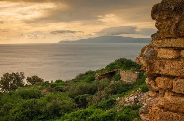 Paisaje urbano en Monemvasia, Peloponeso, Grecia — Foto de Stock