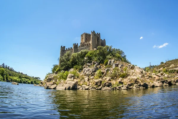 Ruinas de un castillo medieval — Foto de Stock