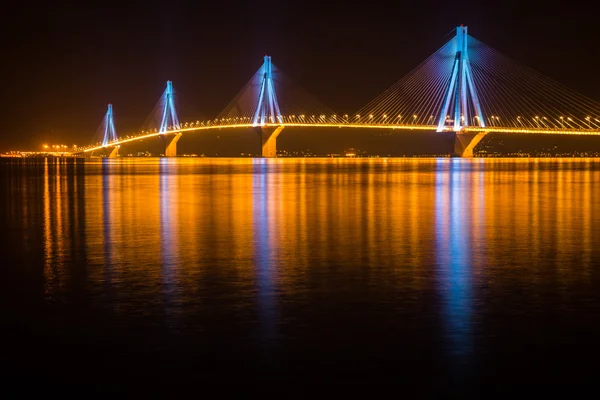Jembatan Rio-Antirio di malam hari — Stok Foto