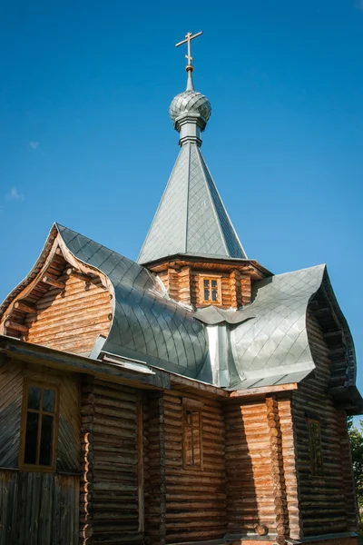 Liten träkyrka på Sergeevo — Stockfoto