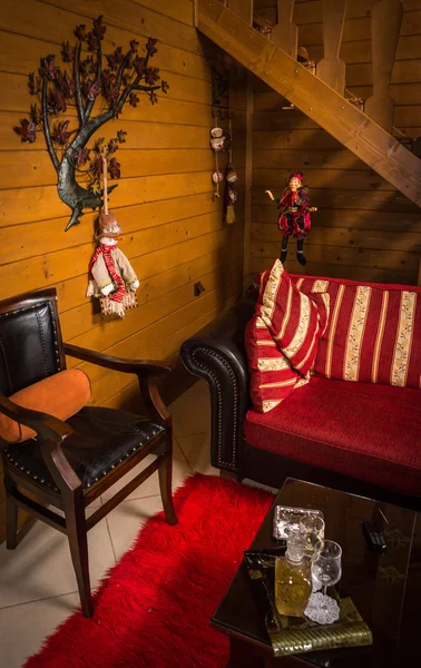 Дом украшен куклой , — стоковое фото