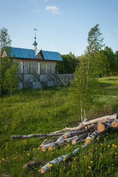 Liten träkyrka — Stockfoto