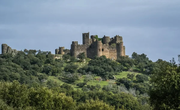 Ruïnes van een kasteel in Salvatiera de los Barros — Stockfoto