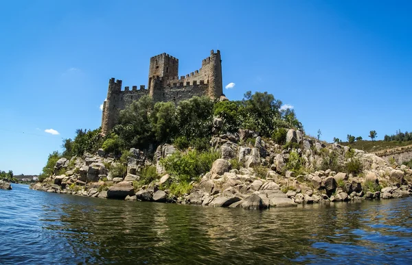 Zřícenina středověkého hradu — Stock fotografie